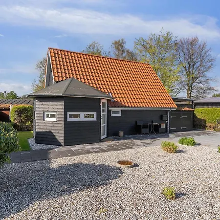 Gorgeous In With Kitchen Оттеруп